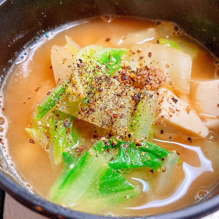 コク旨!白菜と豆腐の胡麻みそスープ